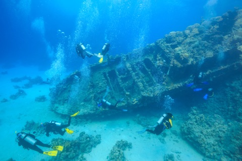Dari Laut (Wreck)