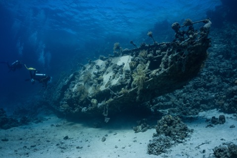 Zuzuao Plane Wreck